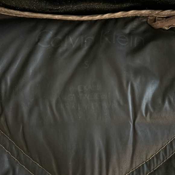 Calvin Klein Women’s Light Long Puffer Coat, size S - Picture 5 of 7
